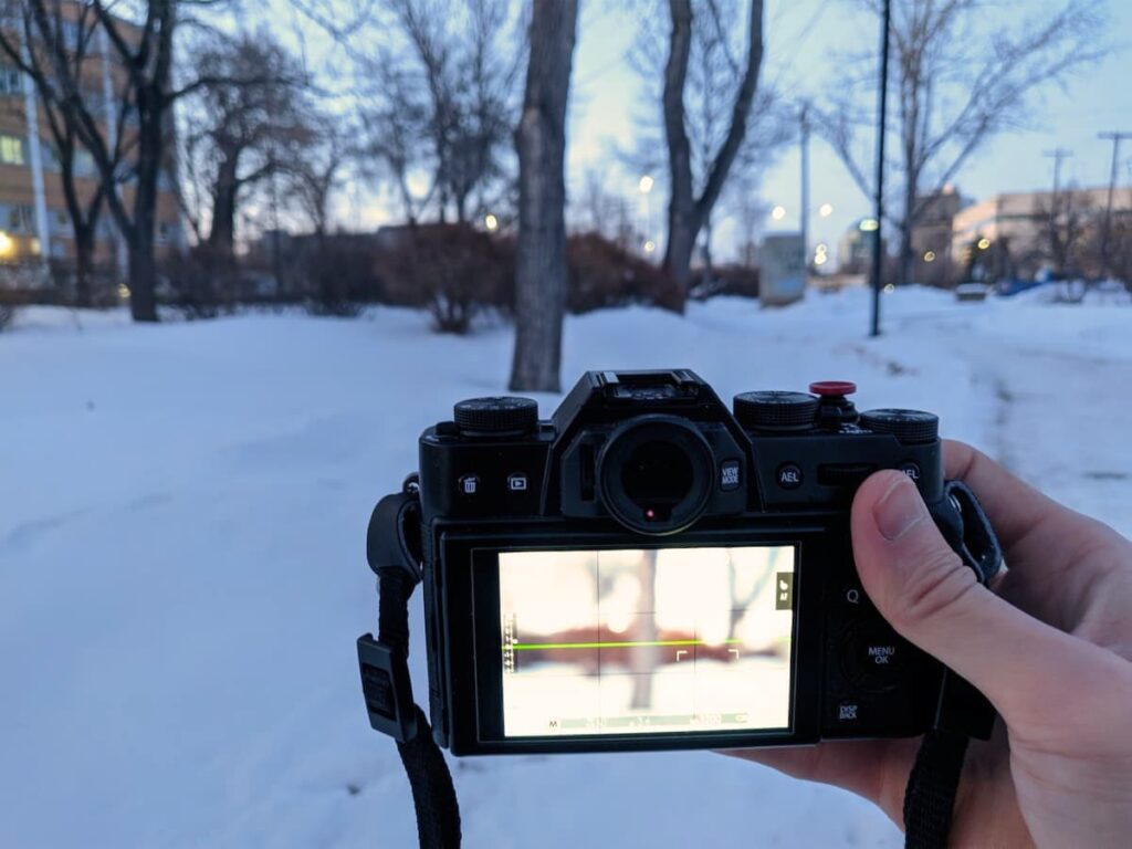 taking picture with Fujifilm X-T20 in winter